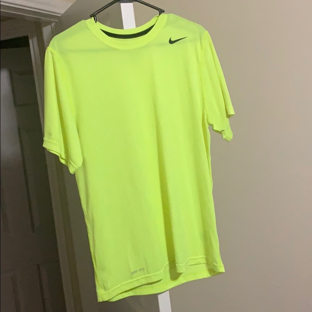 Nike t shirt